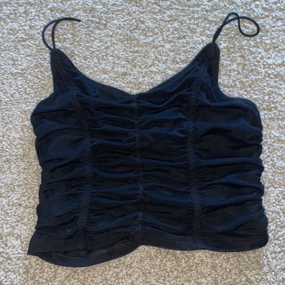 Garage croptop